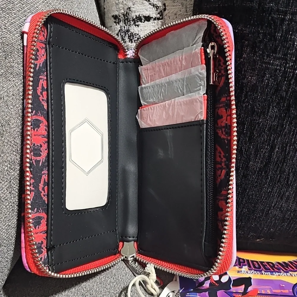 NWT Loungefly Spiderman Wallet Across the Spider-verse Gwen Universal Studios